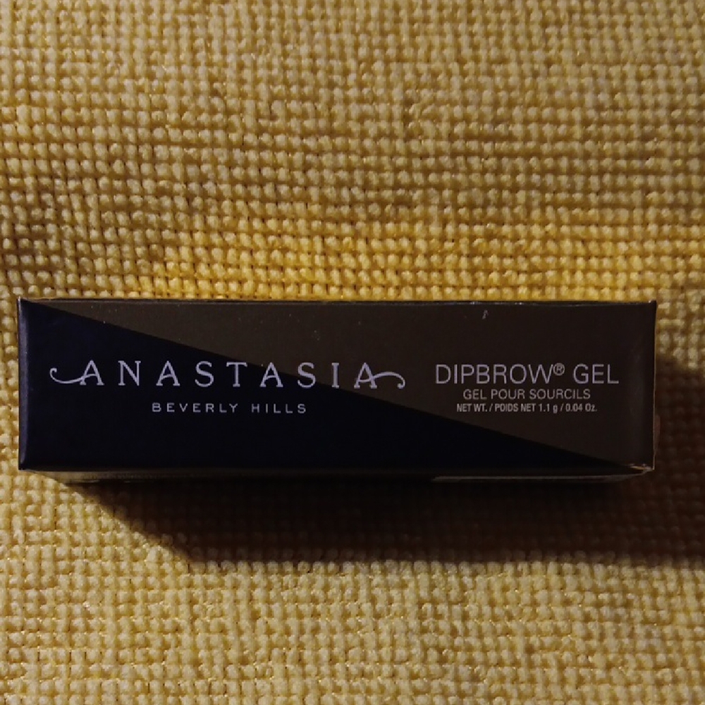 Anastasia Beverly Hills Black Brow Gel for Perfectly Defined Brows
